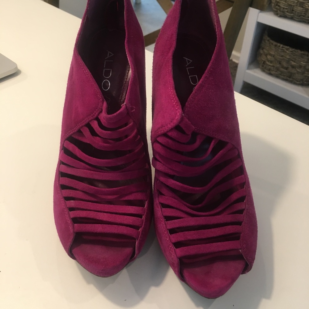 Pink heals